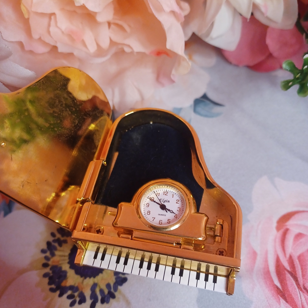 Gold Miniature Piano Clock
